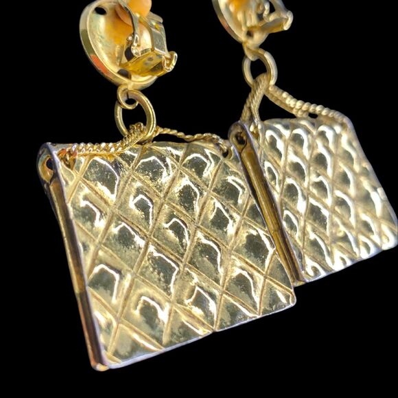 Gold Tone Purse Shape 80"s Inspired Dangle Earrings Clip -on VTG - Picture 5 of 9